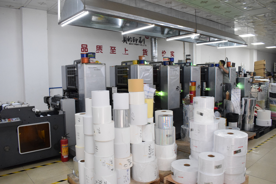 GUANGZHOU YM PACKAGE PRODUCTS CO.,LTD. Produktionslinie des Herstellers