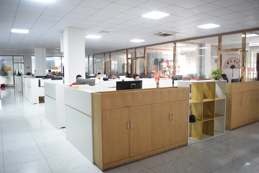 GUANGZHOU YM PACKAGE PRODUCTS CO.,LTD. Produktionslinie des Herstellers