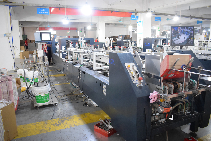 GUANGZHOU YM PACKAGE PRODUCTS CO.,LTD. Produktionslinie des Herstellers