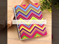 Liniertes Papier Spiralgebundenes Hardcover Notizbuch Personalisierungsoption Individuelles Cover-Design 300 g/m² Covergewicht